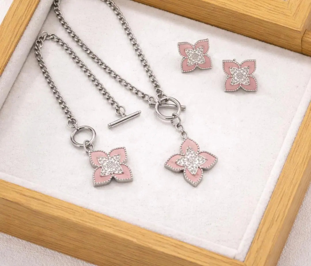 Parure ROBERTO COIN 4 Pieces (La Haute Qualité Garentie) ⭐