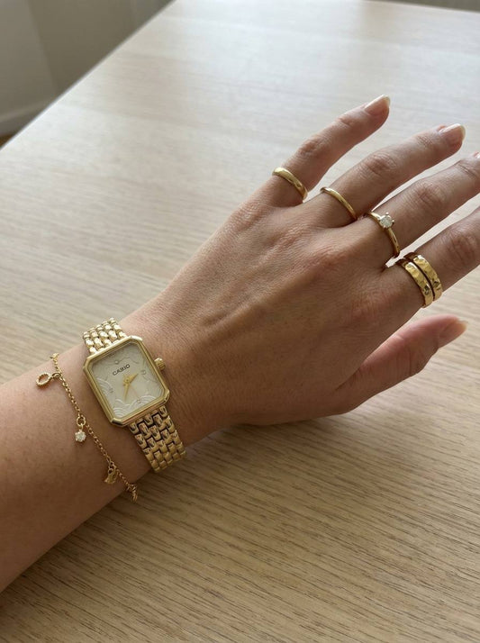 Montre Casio Caré Doré 💛